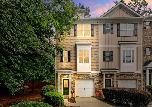Photo 26 of Townhouse for sale at 3034 Lauren Parc Rd, Decatur, GA 30032 | MLS# 7817276 | Listing updated on 2026-08-30