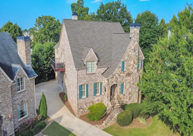 2nd image of 2252 Parkwood Pl Ct Se, Smyrna, GA 30080 | MLS# 7794658