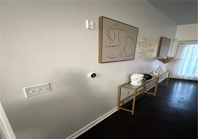 Photo 3 of Condo for sale at 870 Mayson Turner Rd NW #1239, Atlanta, GA 30314 | MLS# 7811452 | Listing updated on 2026-07-31