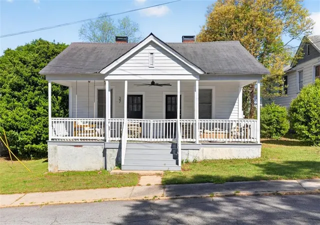 image of 37 Poplar St, Porterdale, GA 30014 | MLS# 7752519