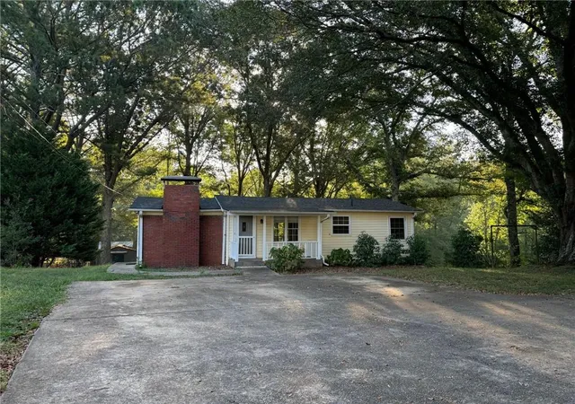 Photo 1 of Single family home for sale at 14450 Cogburn Rd, Alpharetta, GA 30004 | MLS# 7790294 | Listing updated on 2026-08-13