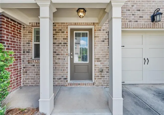 2nd image of 211 Mahone Dr, Lilburn, GA 30047 | MLS# 7808326