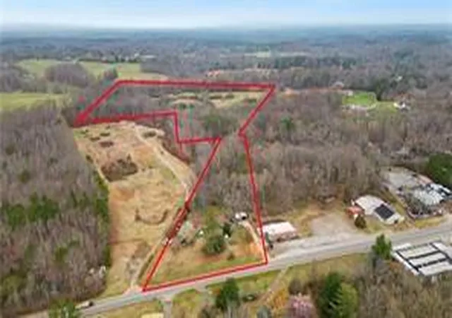 Photo 2 of Sale Pending at 14067 Cumming Hwy, Cumming, GA 30040 | MLS# 7716365 | Listing updated on 2026-08-25