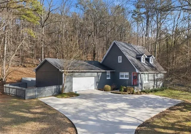 Photo 1 of Single family home for sale at 145 Mountain View Rd Se, Rome, GA 30161 | MLS# 7799037 | Listing updated on 2026-09-25