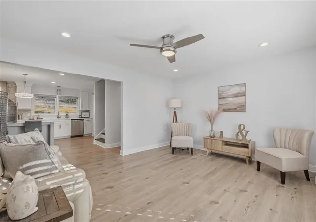 Photo 3 of Single family home for sale at 145 Mountain View Rd Se, Rome, GA 30161 | MLS# 7799037 | Listing updated on 2026-09-25