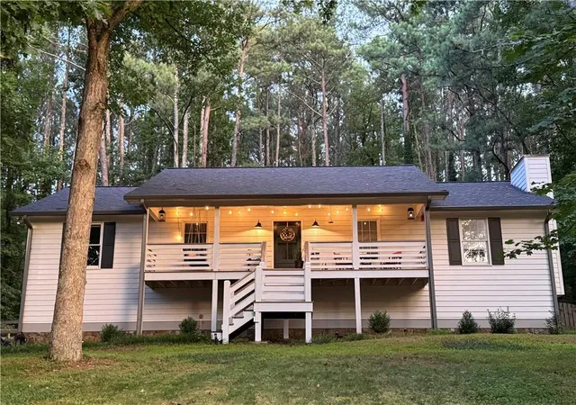 Homes for sale in Woodstock, GA | 417 Sweetgum Dr, Woodstock, GA 30188 | MLS# 7791800