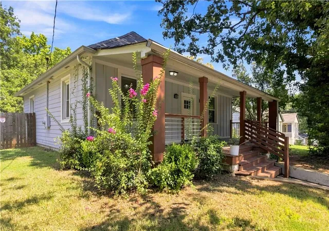 Photo 1 of Single family home for sale at 366 Sawtell Ave Se, Atlanta, GA 30315 | MLS# 7821242 | Listing updated on 2026-09-10