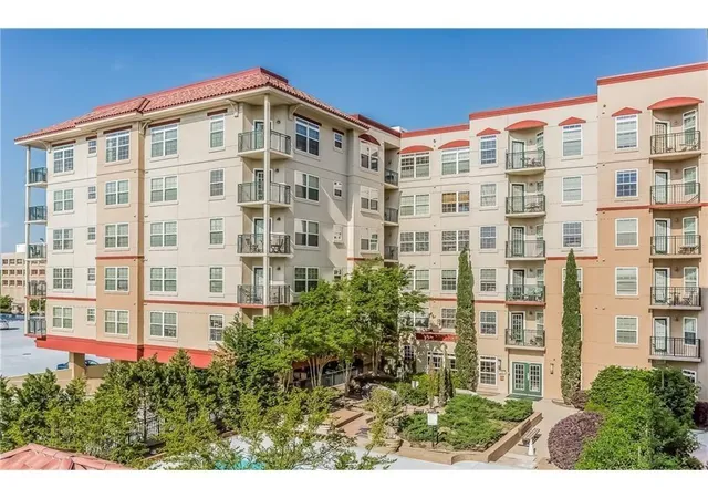Condominium at 230 E Ponce De Leon Ave #614, Decatur, GA 30030 | MLS# 5913013 | | Sold on 2018-02-21