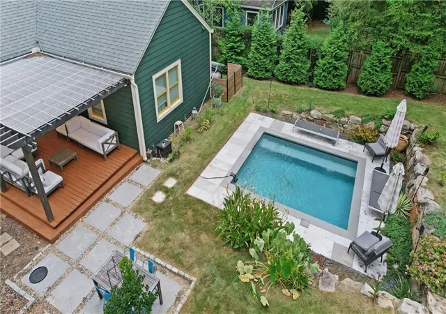 Photo 2 of Sale Pending at 266 Norwood Ave Ne, Atlanta, GA 30317 | MLS# 7828717 | Listing updated on 2026-09-05