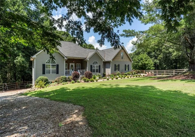3rd image of 979 Bishop Rd, Ball Ground, GA 30107 | MLS# 7798152