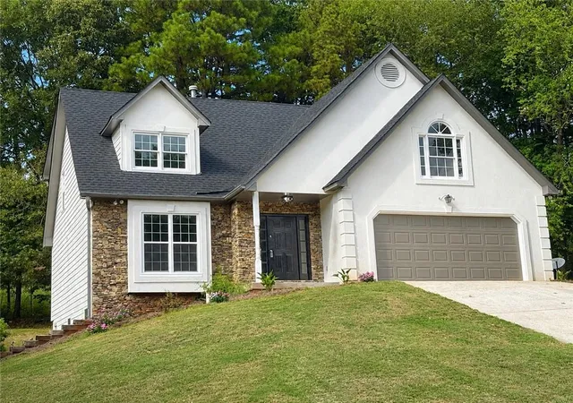 Photo 1 of Single family home for sale at 1490 Twin Bridge Ln, Lawrenceville, GA 30043 | MLS# 7827303 | Listing updated on 2026-09-12