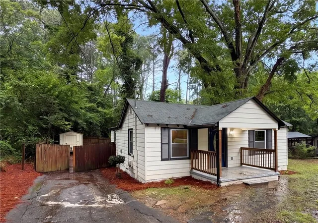 2nd image of 710 Milton St, Scottdale, GA 30079 | MLS# 7778068