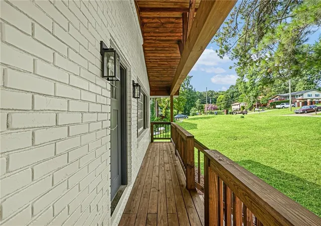 Photo 3 of Sale Pending at 4270 Senoa Dr Nw, Kennesaw, GA 30144 | MLS# 7819423 | Listing updated on 2026-10-20