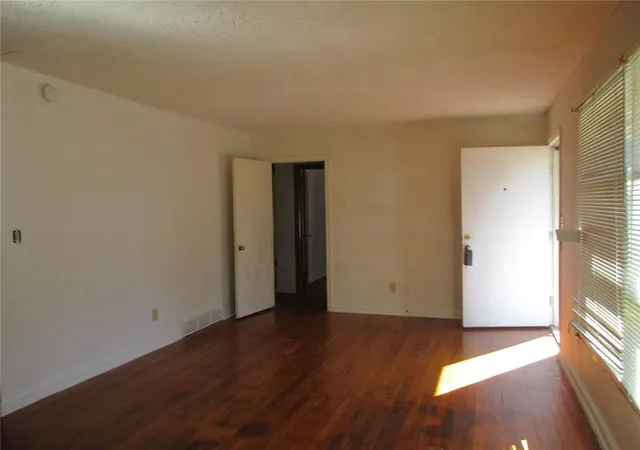 3rd image of 1964 Pinedale Pl, Decatur, GA 30032 | MLS# 7718836