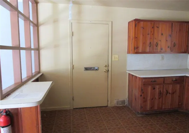 4th image of 1964 Pinedale Pl, Decatur, GA 30032 | MLS# 7718836