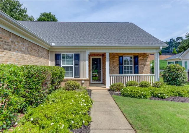 Homes for sale in Jefferson, GA | 69 Clubhouse Dr, Jefferson, GA 30549 | MLS# 7783041