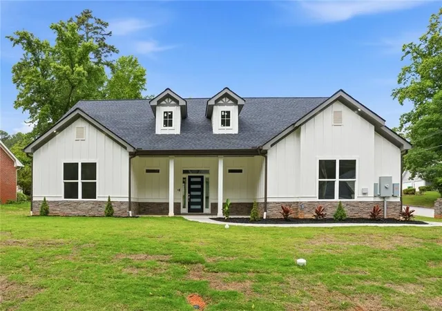 1st image of 559 Pennybrook Ln, Stone Mountain, GA 30087 | MLS# 7747470