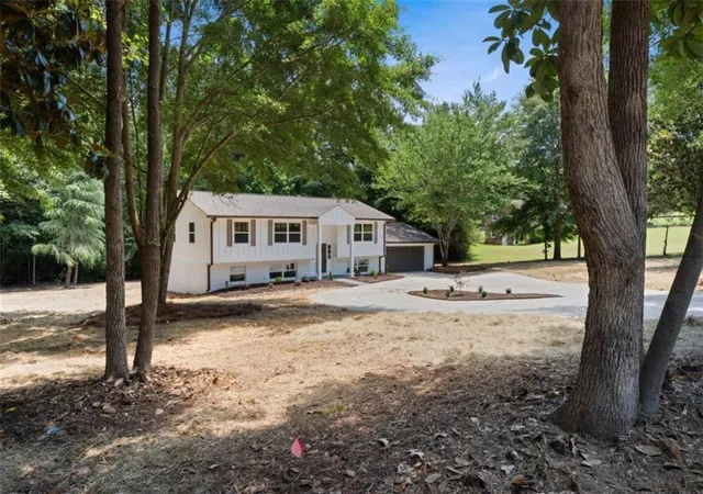 4th image of 381 Thigpen Rd, Newnan, GA 30263 | MLS# 7806153