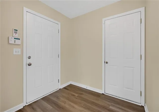 Photo 4 of Single family home for sale at 9426 Lakeview Rd, Union City, GA 30291 | MLS# 7816035 | Listing updated on 2026-09-15