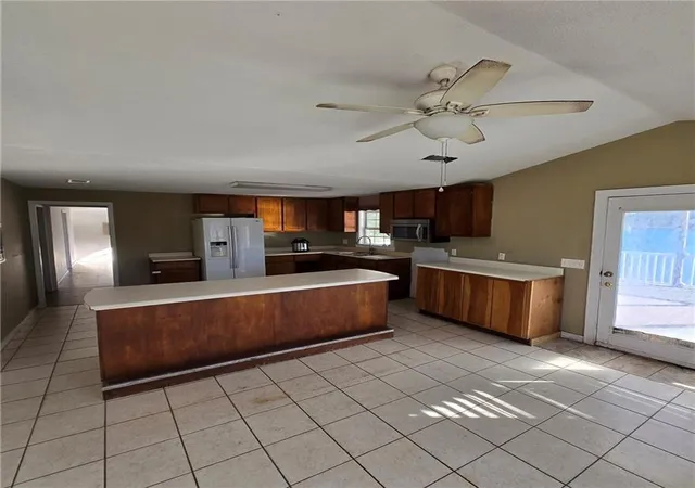 4th image of 2606 Beechwood Dr, Jesup, GA 31545 | MLS# 7537346