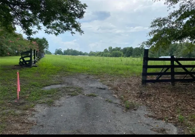 Homes for sale in Oglethorpe, GA | 1220 State Route 49, Oglethorpe, GA 31068 | MLS# 7738183