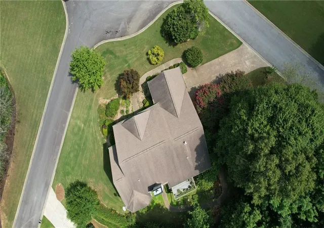 3rd image of 9235 Waterside Dr, Ball Ground, GA 30107 | MLS# 7814226