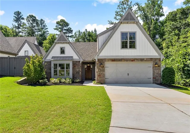 1st image of 225 Arbor Garden Cir, Newnan, GA 30265 | MLS# 7800698