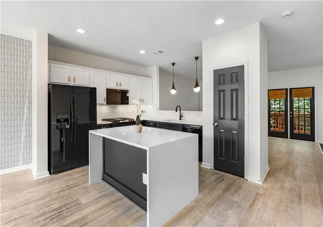 Photo 1 of Townhouse for sale at 3635 Chattahoochee Summit Dr Se #14, Atlanta, GA 30339 | MLS# 7847273 | Listing updated on 2026-10-22