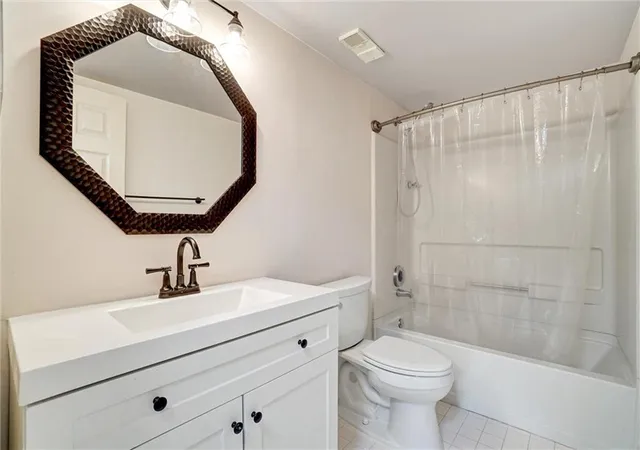 3rd image of 795 Hammond Dr #407, Atlanta, GA 30328 | MLS# 7773747