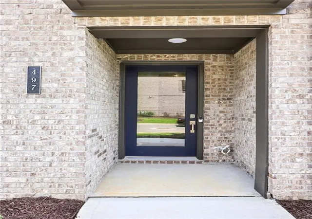 Photo 4 of Sale Pending at 497 Red Clay Farm Ln, Suwanee, GA 30024 | MLS# 7785039 | Listing updated on 2026-09-01
