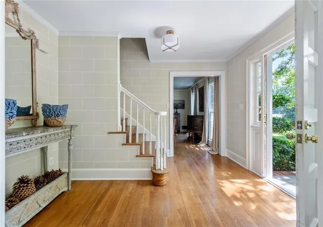 Photo 3 of Single family home for sale at 5506 Whitewood Ct, Dunwoody, GA 30338 | MLS# 7822517 | Listing updated on 2026-09-12