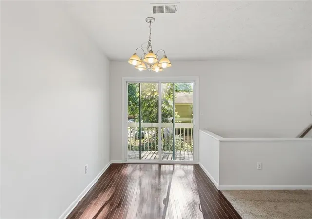 Homes for sale in Marietta, GA | 1329 Surrey Ln Sw #7, Marietta, GA 30008 | MLS# 7797891