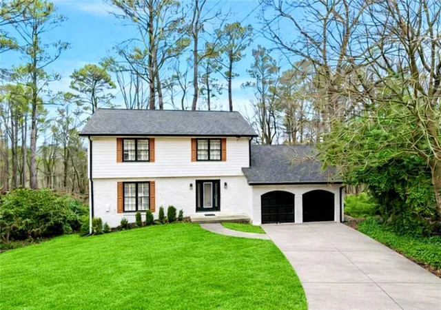 Photo 2 of Single family home for sale at 2958 Applewood Ct Ne, Atlanta, GA 30345 | MLS# 7784529 | Listing updated on 2026-09-04