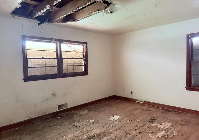 Photo 4 of Single family home for sale at 2879 Rockwood Rd, East Point, GA 30344 | MLS# 7828903 | Listing updated on 2026-09-02