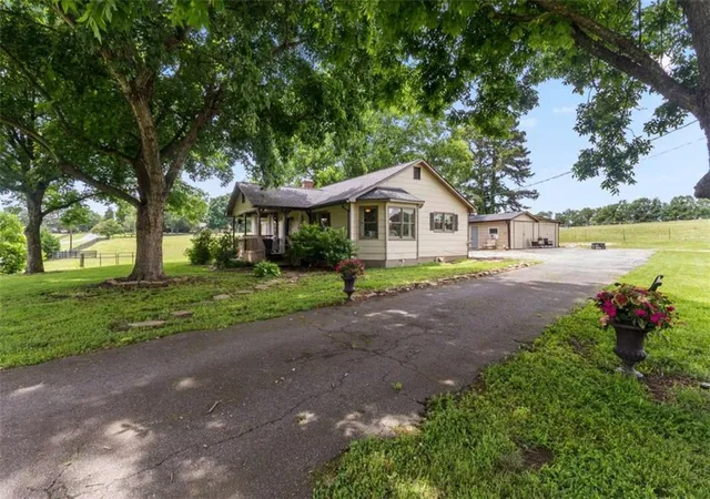 Homes for sale in Rockmart, GA | 1038 Stringer Rd, Rockmart, GA 30153 | MLS# 7780584