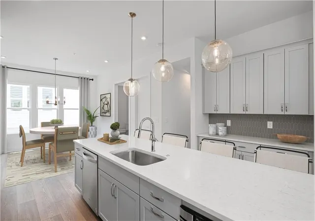 2nd image of 487 Harmony Ter Nw, Atlanta, GA 30309 | MLS# 7794385