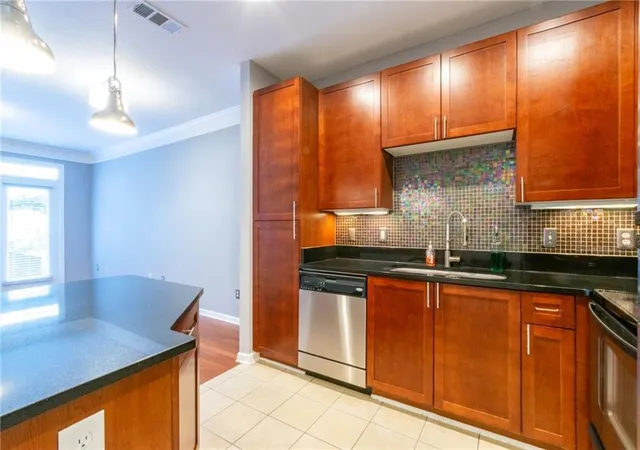 5th image of 400 17Th St Nw #2118, Atlanta, GA 30363 | MLS# 7734829