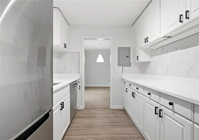 3rd image of 1111 Clairemont Ave #B6, Decatur, GA 30030 | MLS# 7802666