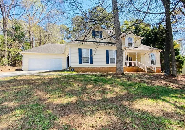 Photo 1 of Sale Pending at 426 Pates Lake Ct, Hampton, GA 30228 | MLS# 7763369 | Listing updated on 2026-09-29