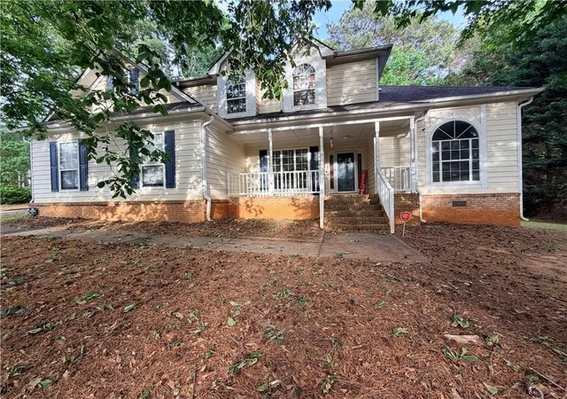 Photo 3 of Sale Pending at 426 Pates Lake Ct, Hampton, GA 30228 | MLS# 7763369 | Listing updated on 2026-09-29
