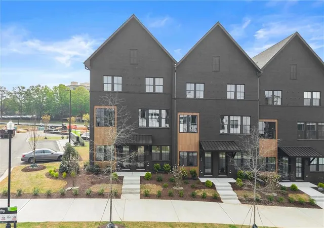 Homes for sale in Alpharetta, GA | 636 Soul Aly #108, Alpharetta, GA 30009 | MLS# 7793242