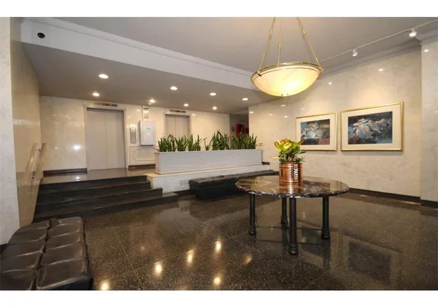 Condominium at 3060 Pharr Ct Nw #624, Atlanta, GA 30305 | MLS# 5657983 |  | Sold on 2016-12-30