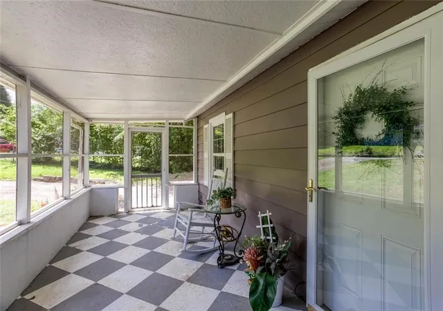 Photo 3 of Single family home for sale at 2880 Hall Dr Se, Smyrna, GA 30082 | MLS# 7808639 | Listing updated on 2026-09-03