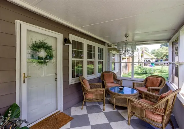 Photo 3 of Single family home for sale at 2880 Hall Dr SE, Smyrna, GA 30082 | MLS# 7808639 | Listing updated on 2026-09-03