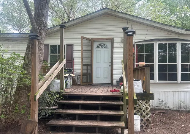Homes for sale in Hortense, GA | 114 Jones Rd, Hortense, GA 31543 | MLS# 7774504