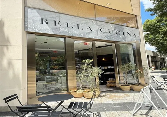 Homes for sale in Atlanta, GA | 2660 Peachtree Rd Nw #20D&E, Atlanta, GA 30305 | MLS# 7771541