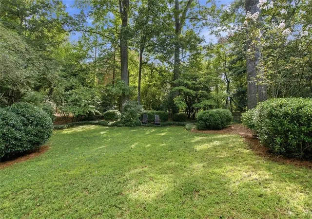 11th image of 1119 Arbordale Dr, Decatur, GA 30033 | MLS# 7822905