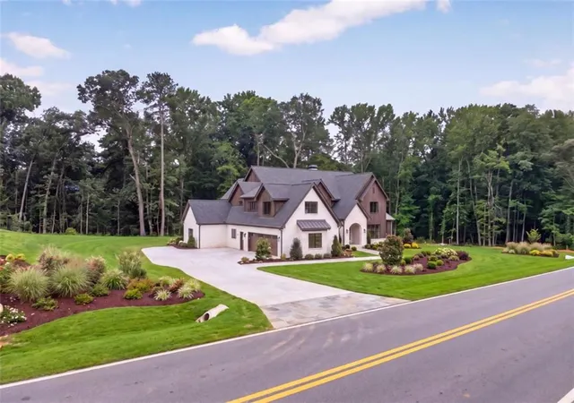 Photo 3 of Single family home for sale at 616 Hoke Okelly Ml Rd, Loganville, GA 30052 | MLS# 7821876 | Listing updated on 2026-08-15