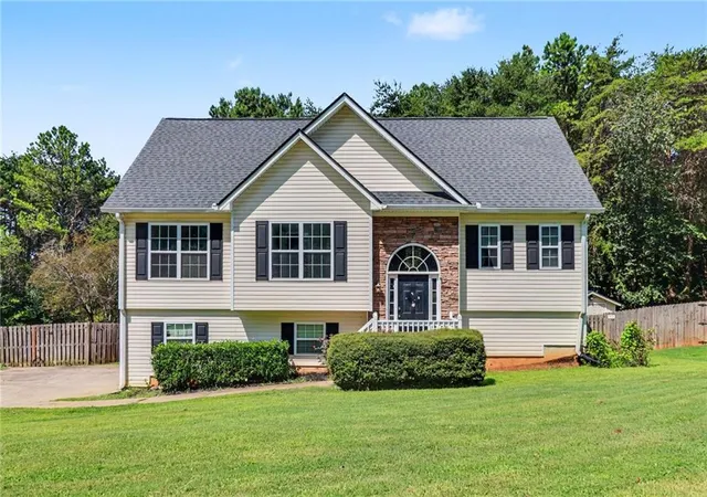 1st image of 20 Hopkins Breeze, Adairsville, GA 30103 | MLS# 7825009