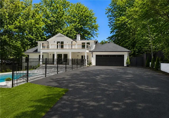 Photo 39 of Single family home for sale at 1330 W Wesley Rd Nw, Atlanta, GA 30327 | MLS# 7818983 | Listing updated on 2026-08-23